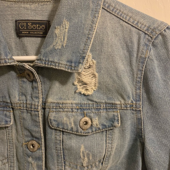 Denim jacket - Picture 2 of 3